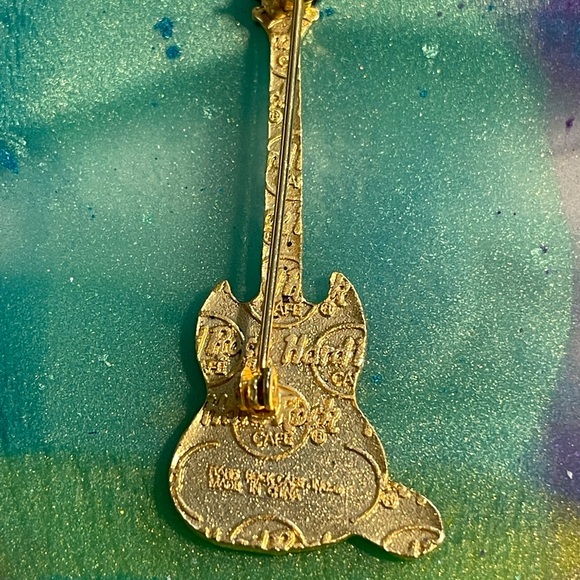 Vintage 90s Hard Rock Cafe Nashville Guitar Pin - Picture 2 of 2
